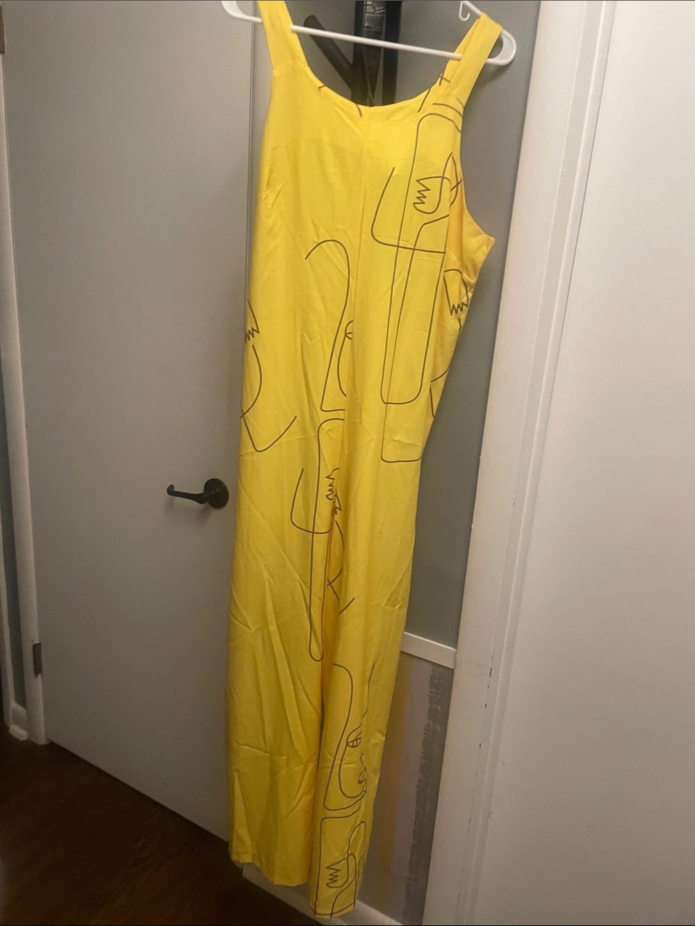 Yellow Sleeveless jumpsuit with Abstract Line Motif
